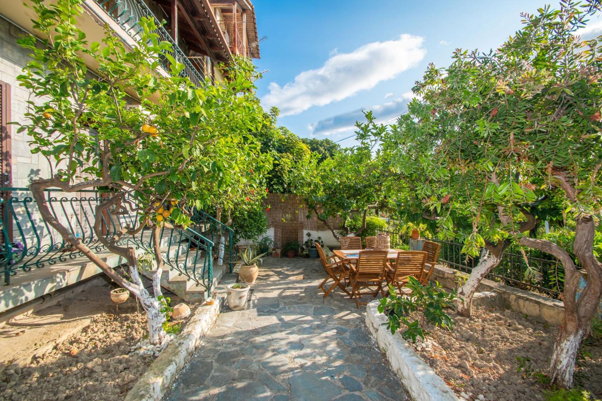 Andriana's Sweet Place - Summer Getaway Apartment *